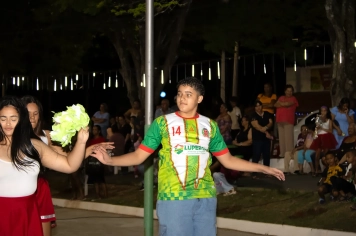 Foto - Natal Iluminado Santa Terezinha 2025