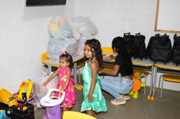 Foto - Entrega Kit Escolar Santa Terezinha