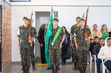 Foto - Solenidade de Compromisso à Bandeira dos Dispensados do Serviço Militar