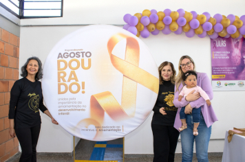 Foto - Agosto Lilás e Dourado