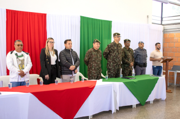Foto - Solenidade de Compromisso à Bandeira dos Dispensados do Serviço Militar