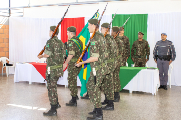 Foto - Solenidade de Compromisso à Bandeira dos Dispensados do Serviço Militar