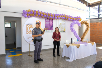 Foto - Agosto Lilás e Dourado