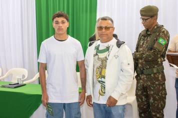 Foto - Solenidade de Compromisso à Bandeira dos Dispensados do Serviço Militar