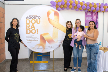 Foto - Agosto Lilás e Dourado